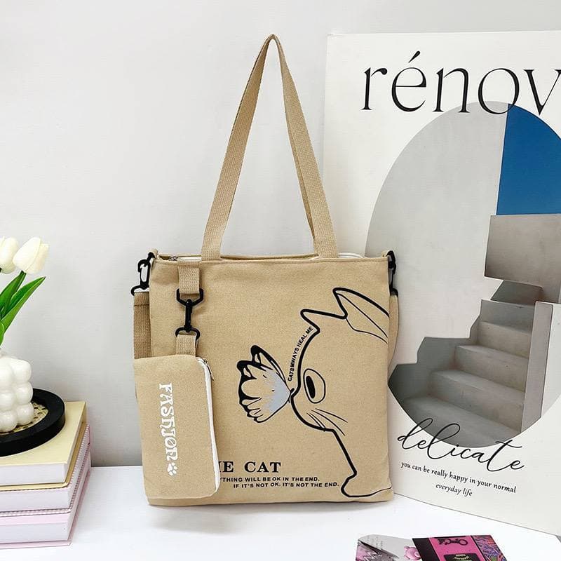purseA khaki tote bag